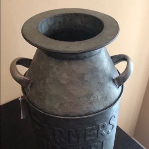 Galvanized container